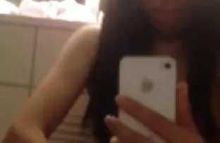 XXX समलिंगी संबंध ठेवणारी स्त्री संभोग आई च्या वाढवणे कन्या