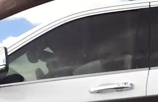 XXX Bootyfull दाट तपकिरी रंगाचे केस दिला आहे एक निरोगी Si