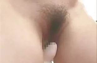 XXX एक सोनेरी आणि दाट तपकिरी रंगाचे केस वर उडी मारणारा एक मोठा लंड