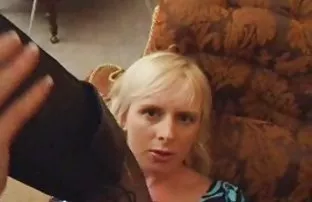 XXX अपलोड blonde Fucks आणि समृद्धीचे