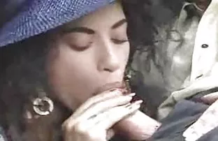 XXX भाचा Fucks काकू माध्यमातून एक भोक मध्ये पॅंटी होज