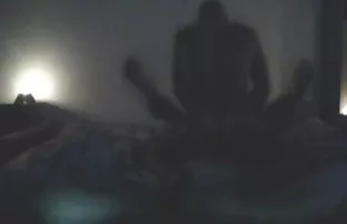 XXX चित्रीकरण घरी कॅमेरा नवशिक्या पती Fucks त्याची पत्नी पार्शवी चोदन