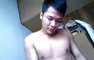 XXX Fucked गोड मैत्रीण आणि तिच्या अनुभवी आई