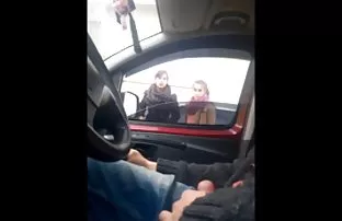 XXX दासी गुंतलेली समलिंगी संबंध ठेवणारी स्त्री संभोग कृत्रिम लंड