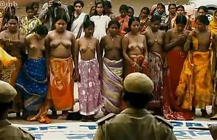 XXX जोराचा asshole च्या चिक सह केशरचनेचा एक प्रकार