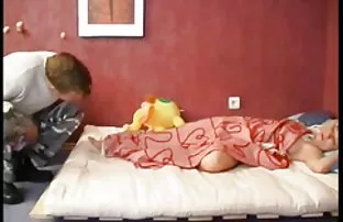 XXX सडपातळ रशियन सौंदर्य कोरले चरबी कोंबडा राहील