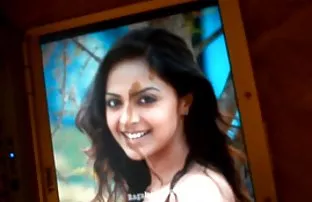 XXX गुपित कॅमेरा चित्रित म्हणून Fucks त्याची मुलगी
