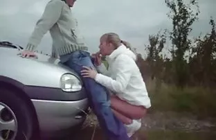 XXX Bootyfull एक सहसा अल्पवयीन स्त्रियांसह काम टोक slutty क्लाएंट